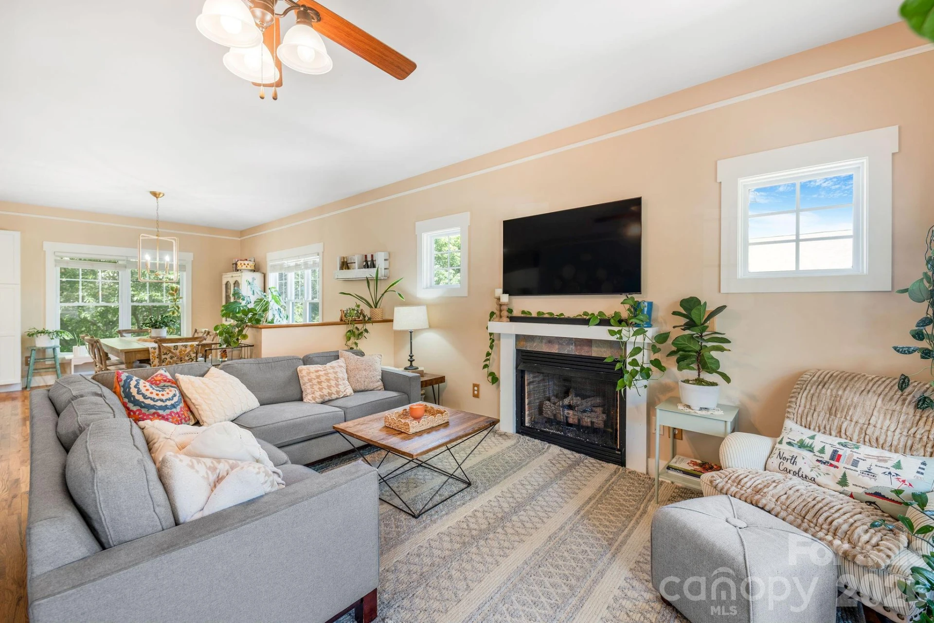 157 Estelle Park Drive - Photo 11