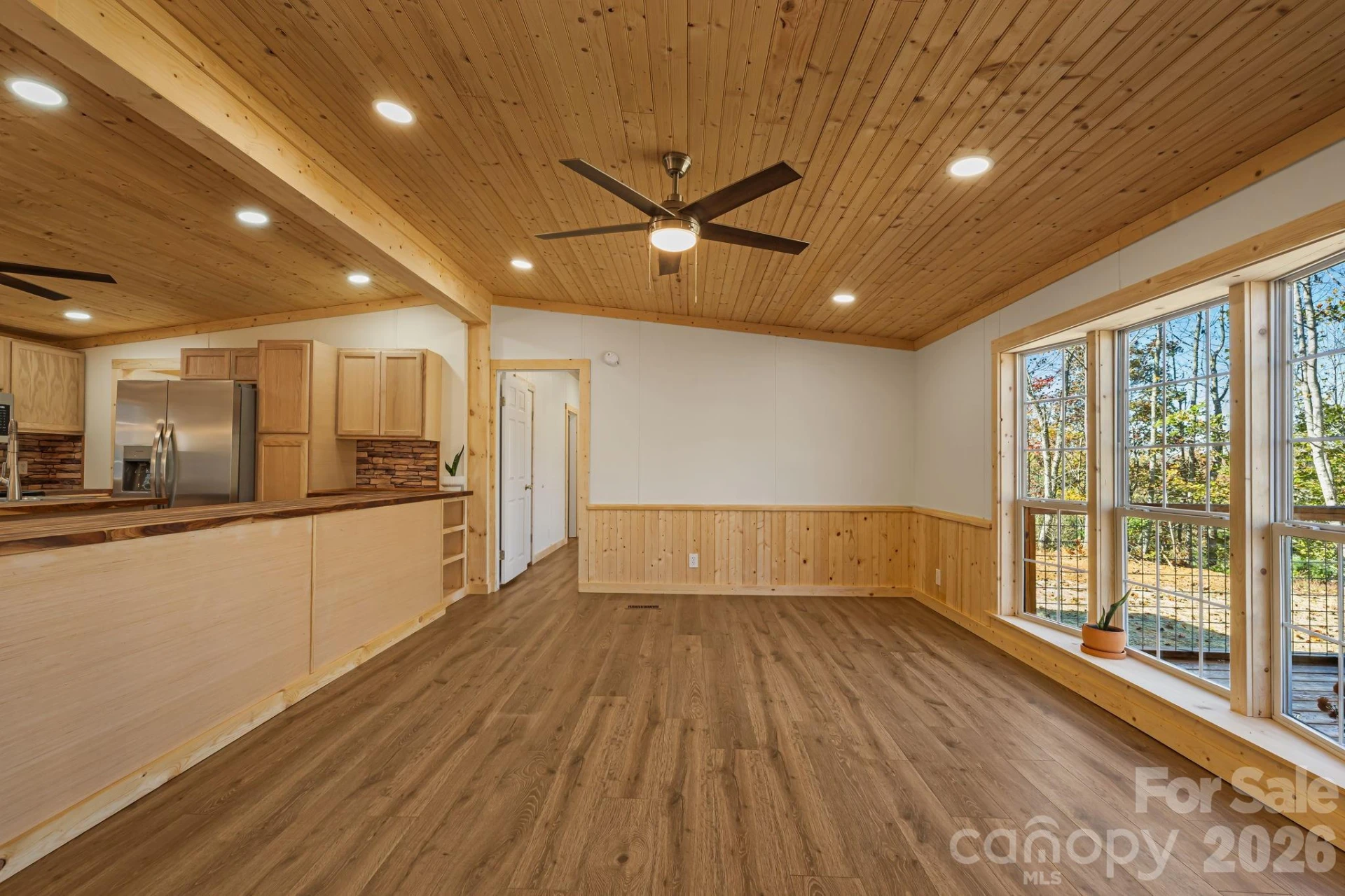 398 Dogwood Drive - Photo 4