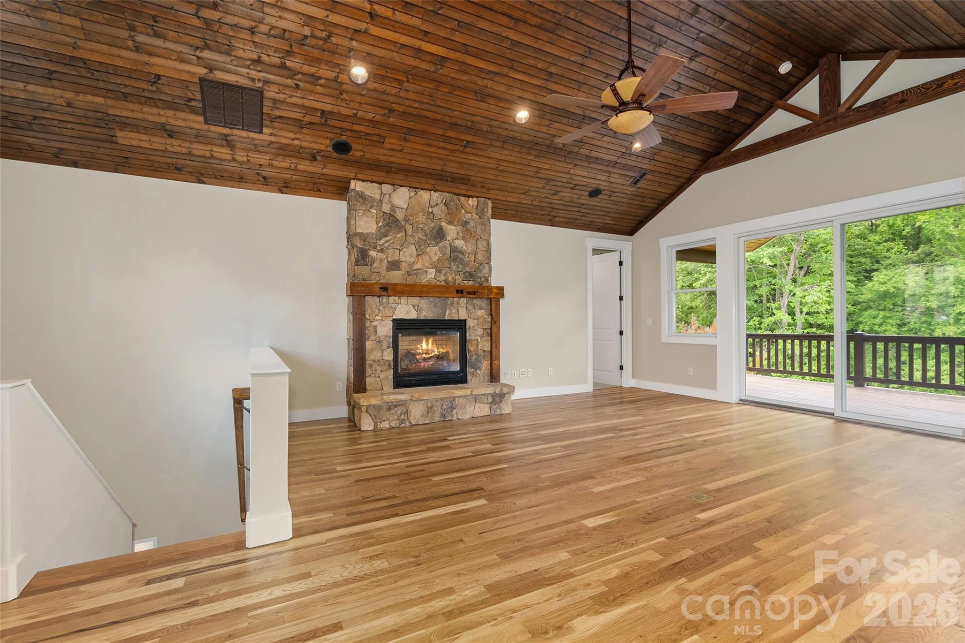 136 Mystic Way - Photo 5