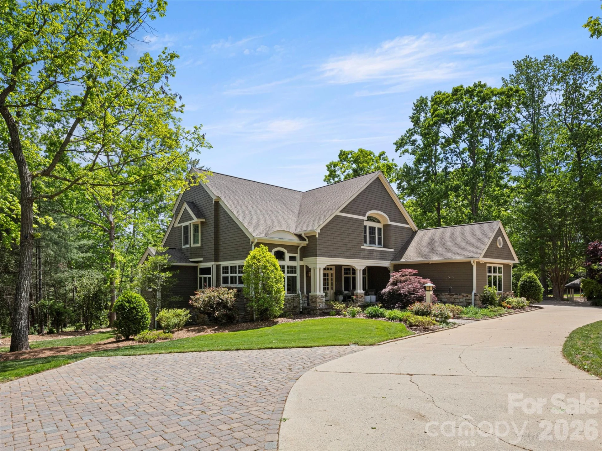 701 Baneberry Court - Photo 2