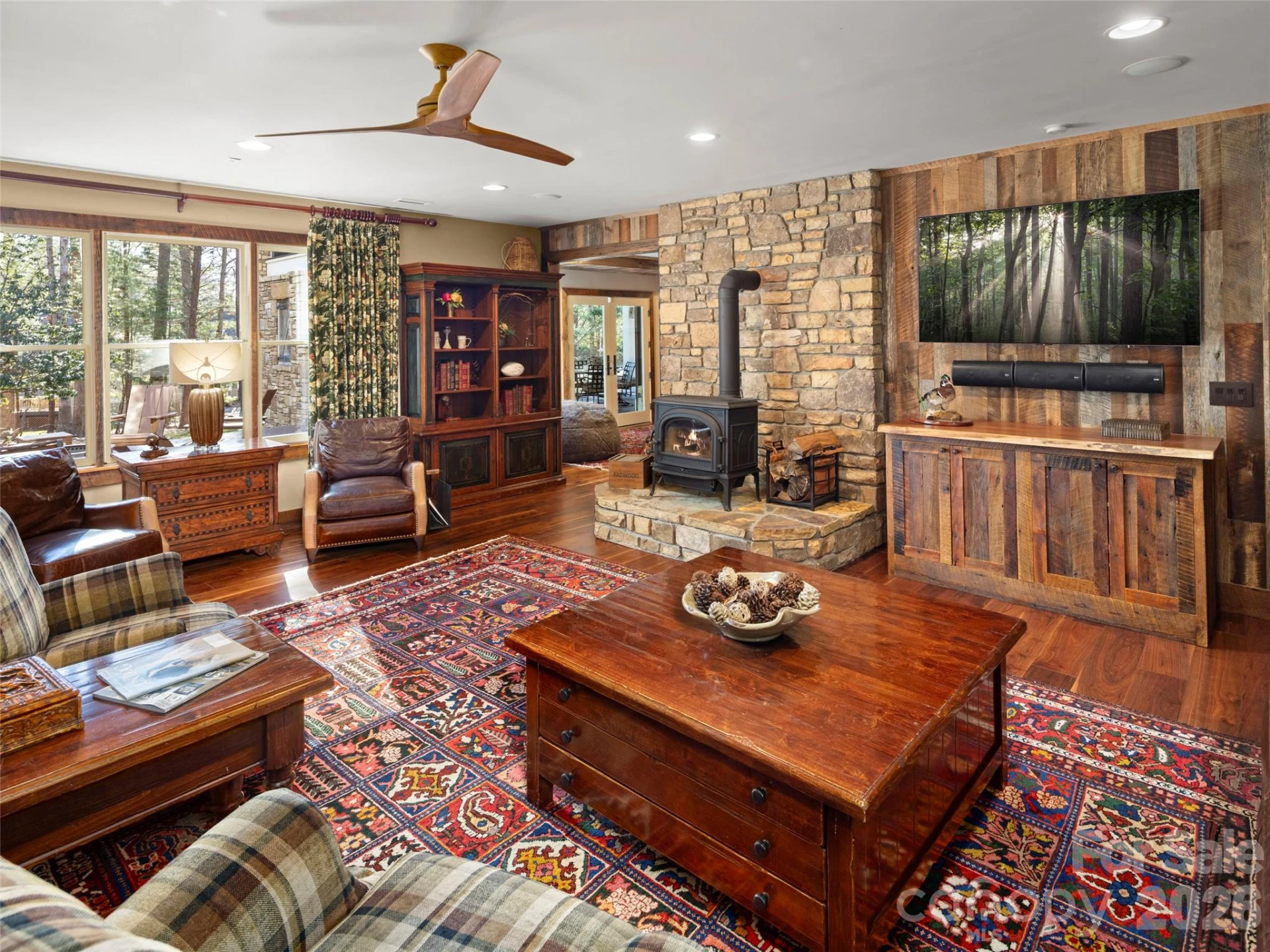 701 Baneberry Court - Photo 32