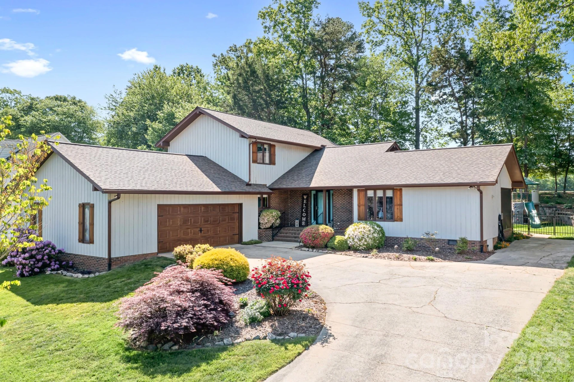 3469 Lake Shore Road - Photo 2