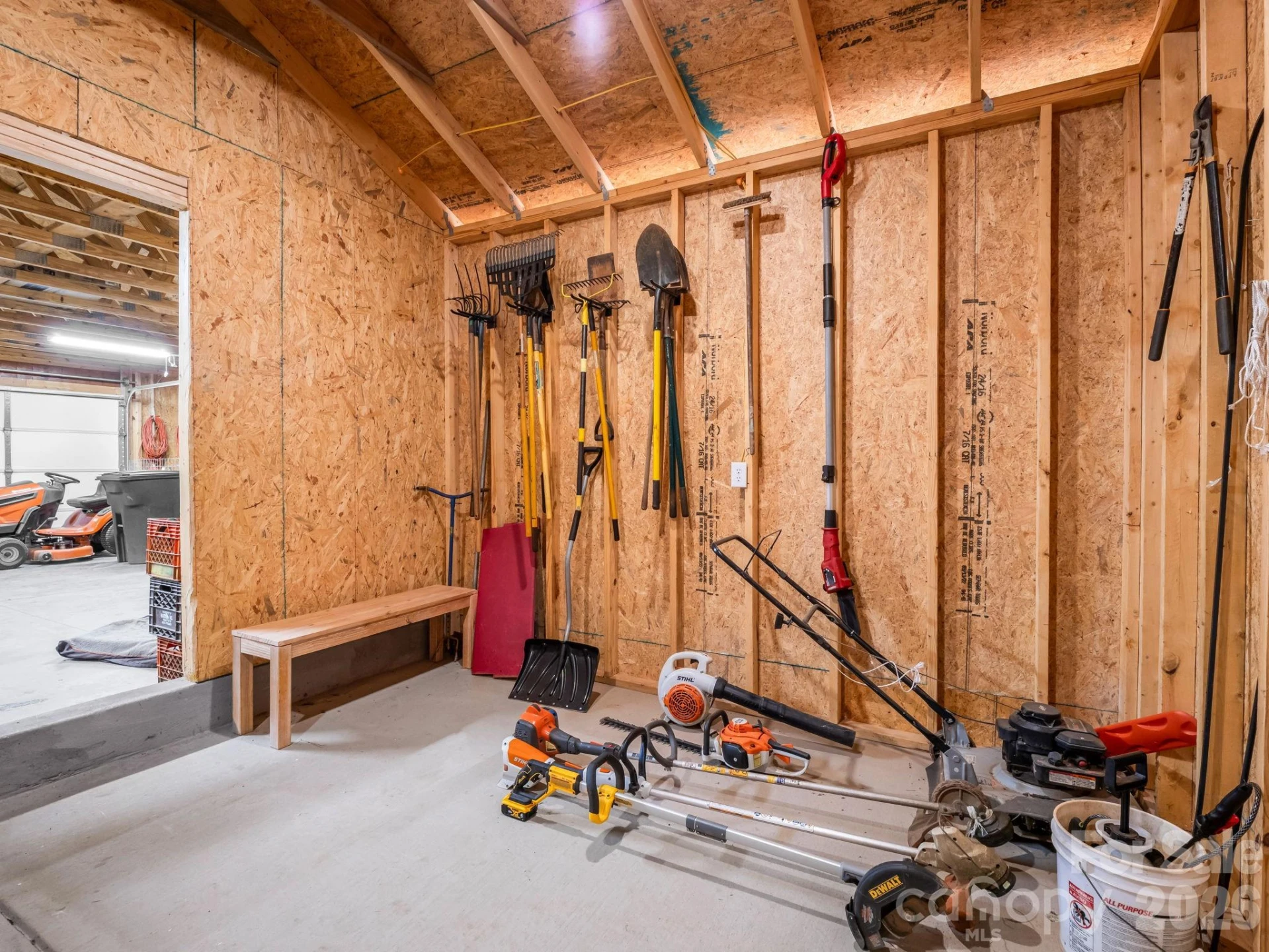 78 Ashley Court - Photo 32