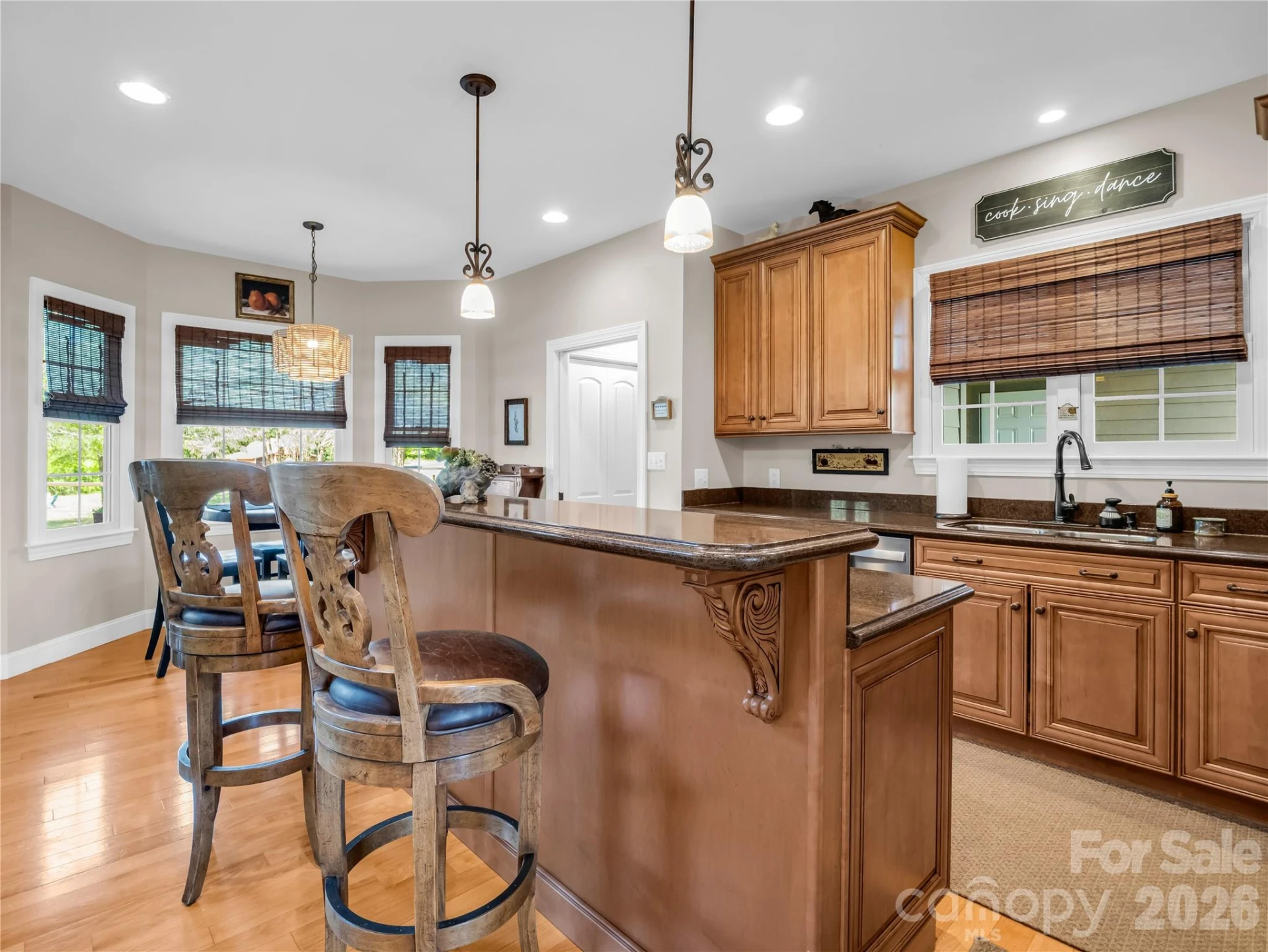 121 Emerald Parkway - Photo 16