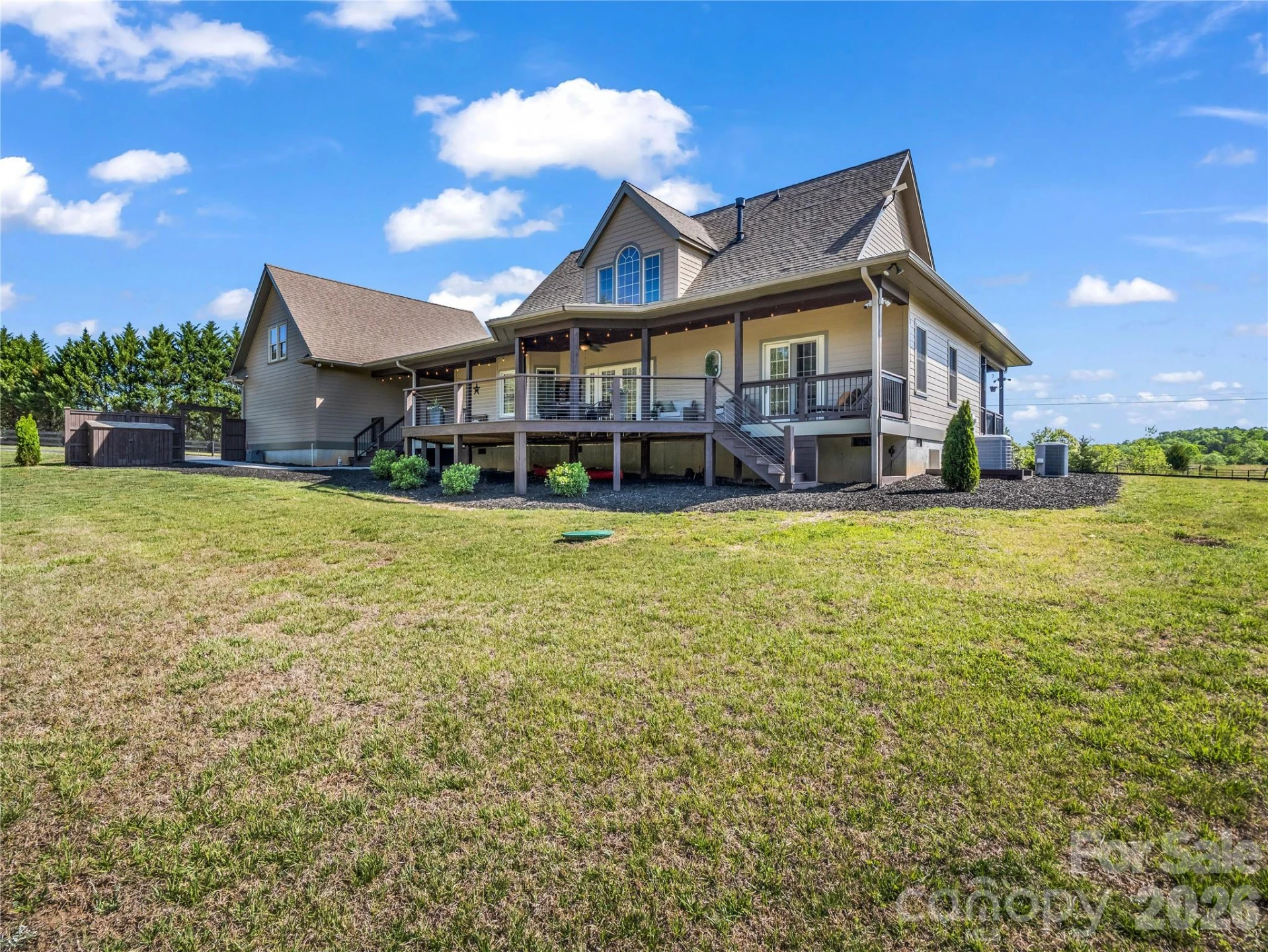 121 Emerald Parkway - Photo 3