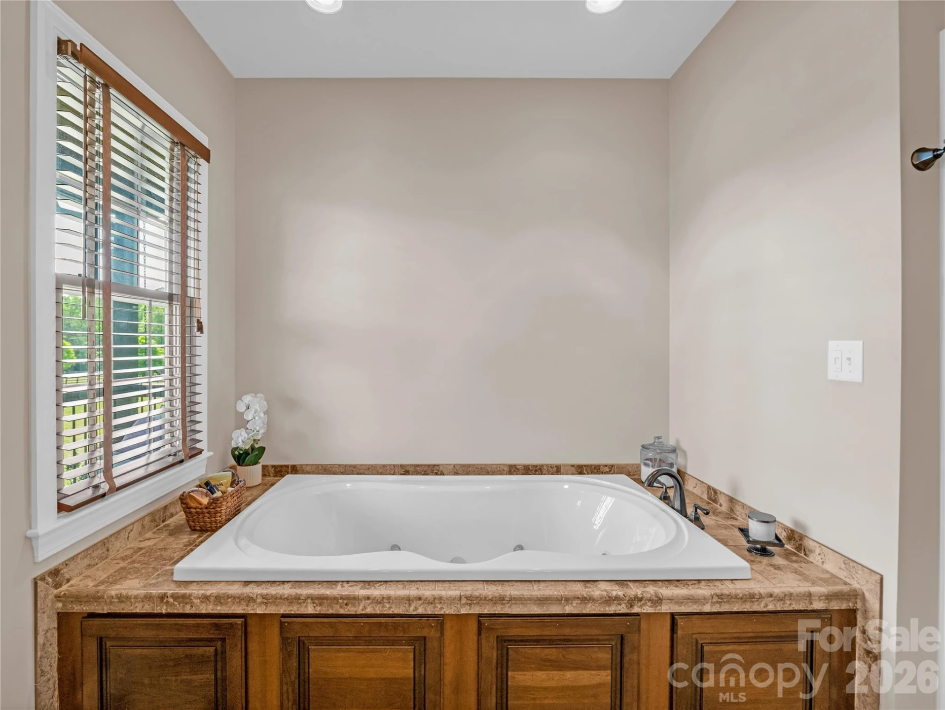 121 Emerald Parkway - Photo 26
