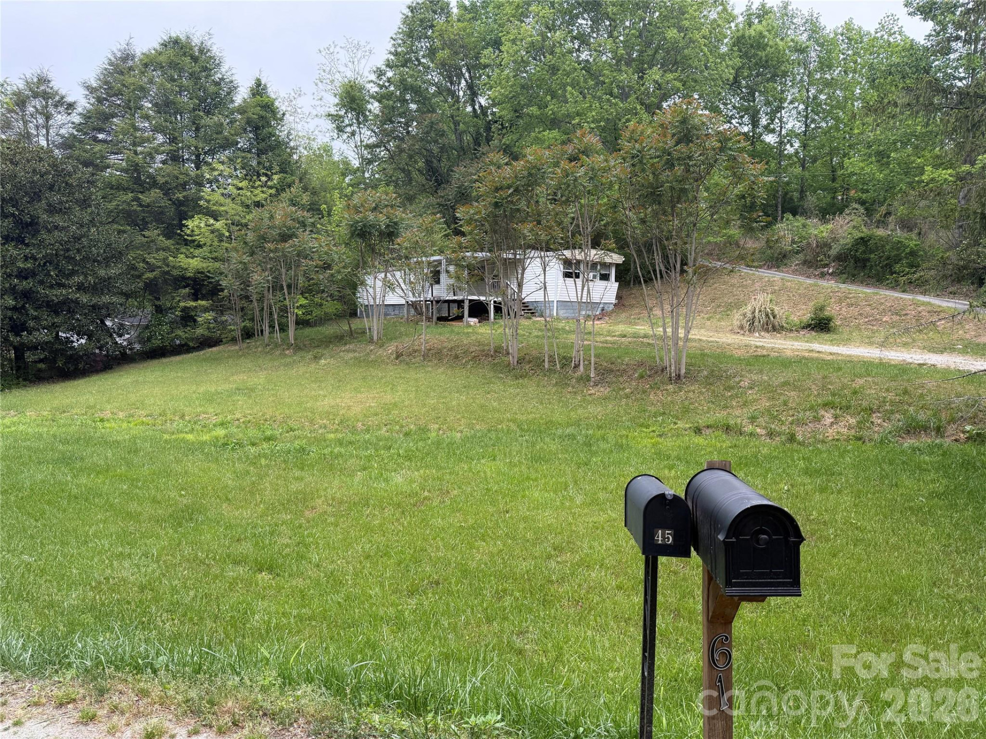 45 Overbrook Drive - Photo 3