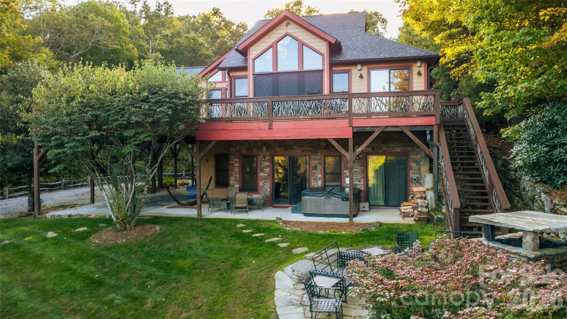 300 Falls View Drive - Photo 5
