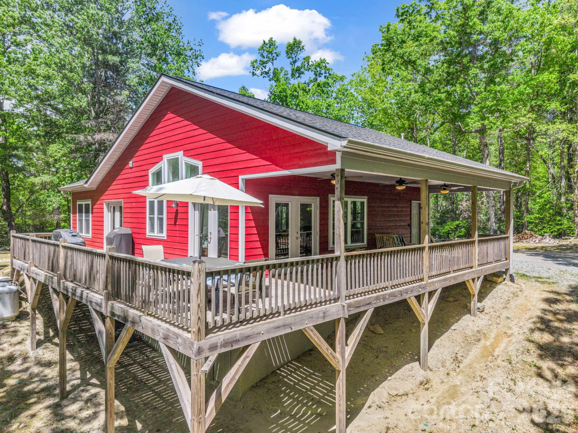 565 Pinewood Knoll Drive - Photo 3