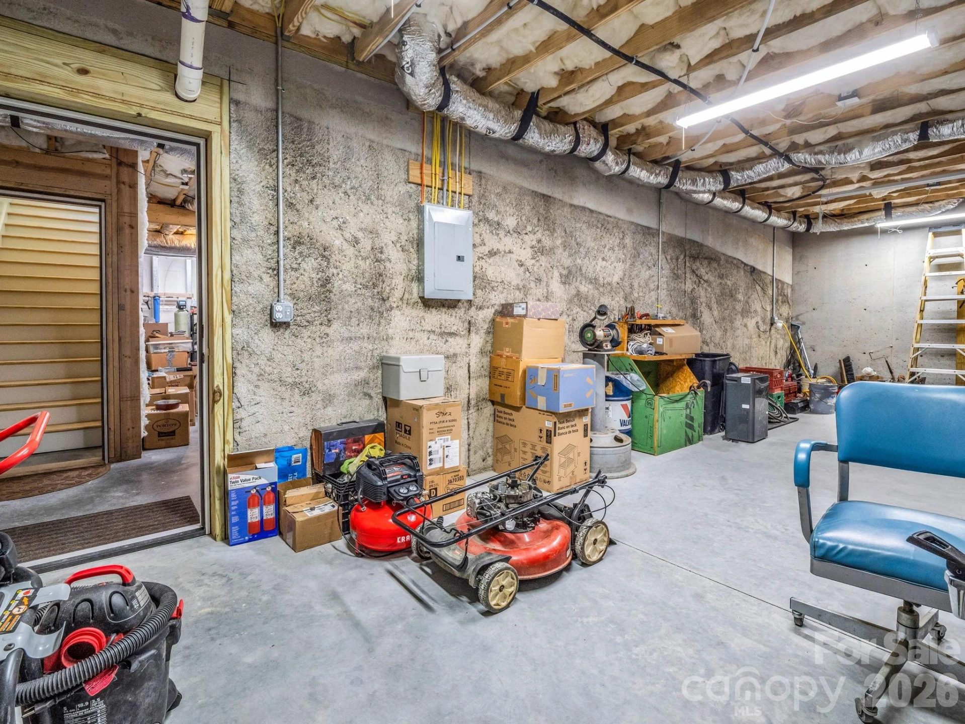 565 Pinewood Knoll Drive - Photo 37