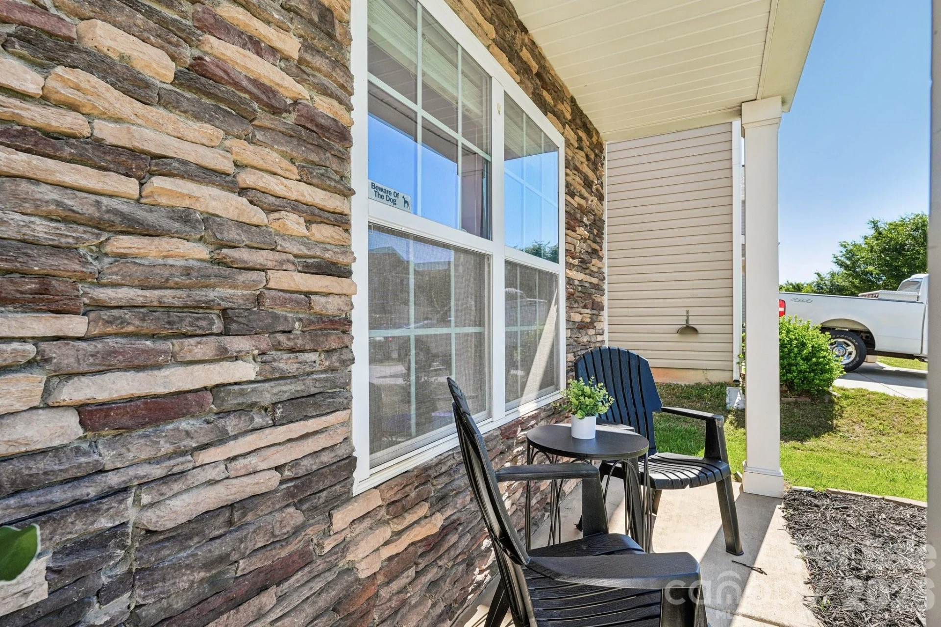 1912 Eastway Drive - Photo 4