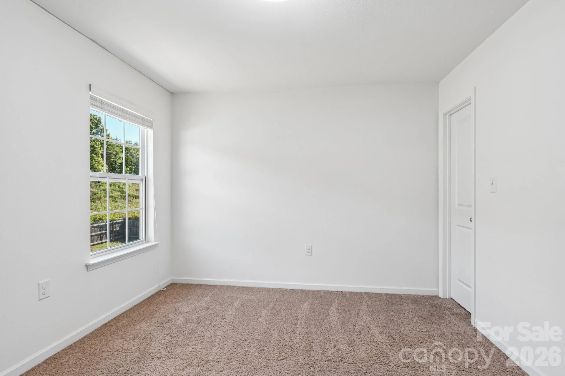 1912 Eastway Drive - Photo 31