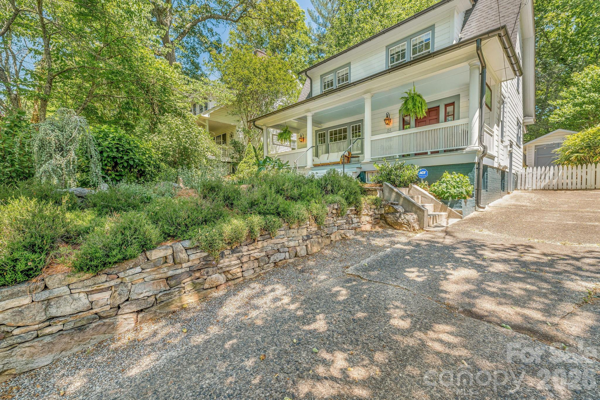 22 Westover Drive - Photo 6