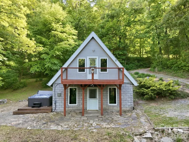 98 Sparkling Springs Road, Fairview, NC, 28730