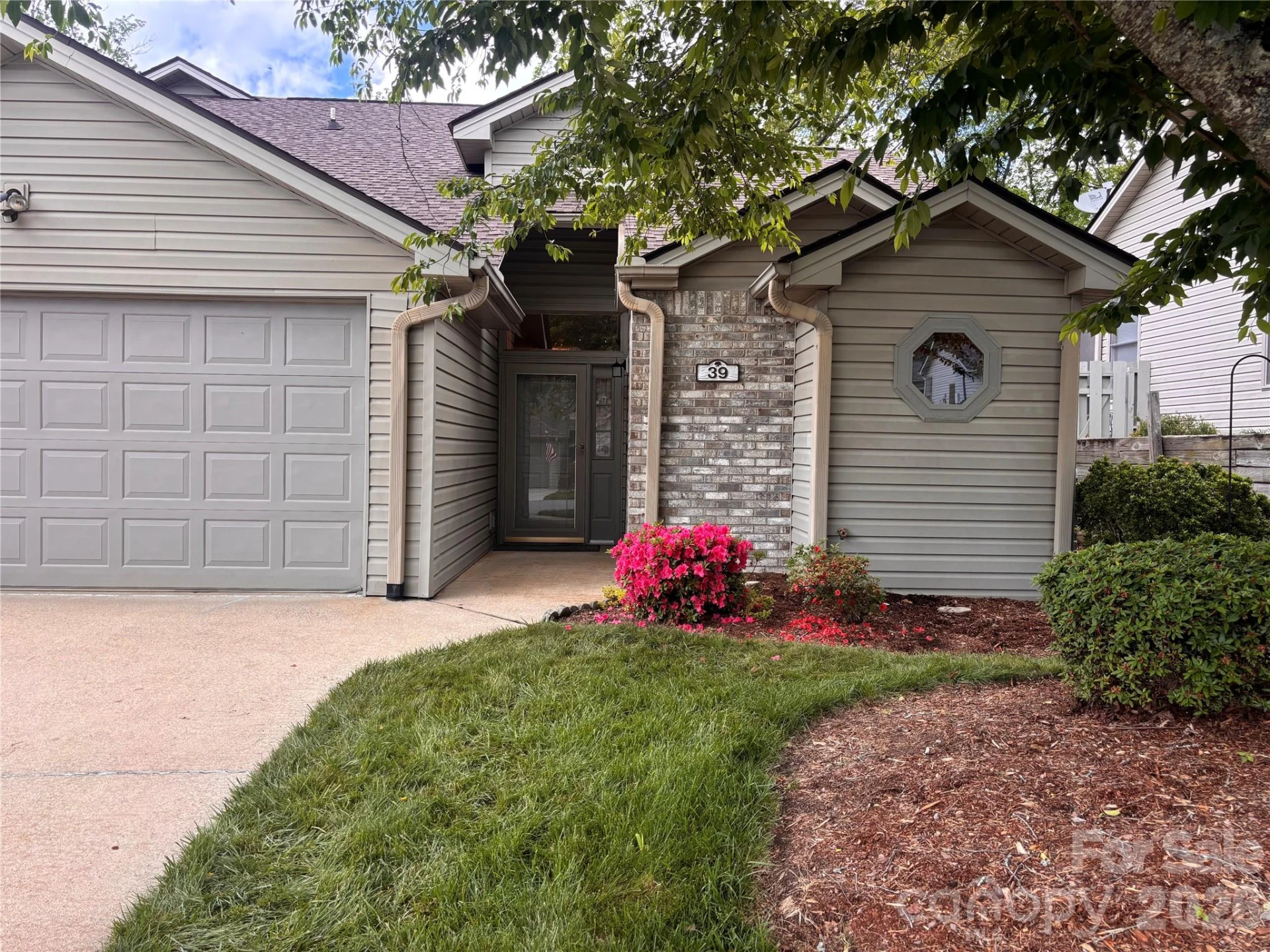 39 Tisha Lane