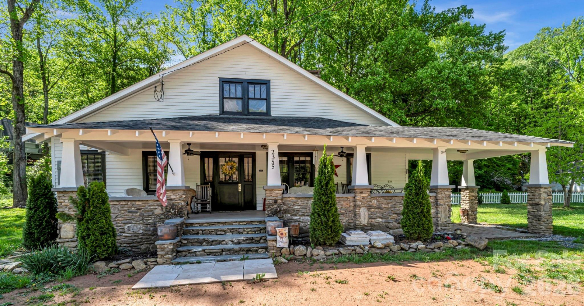 2355 Soco Road