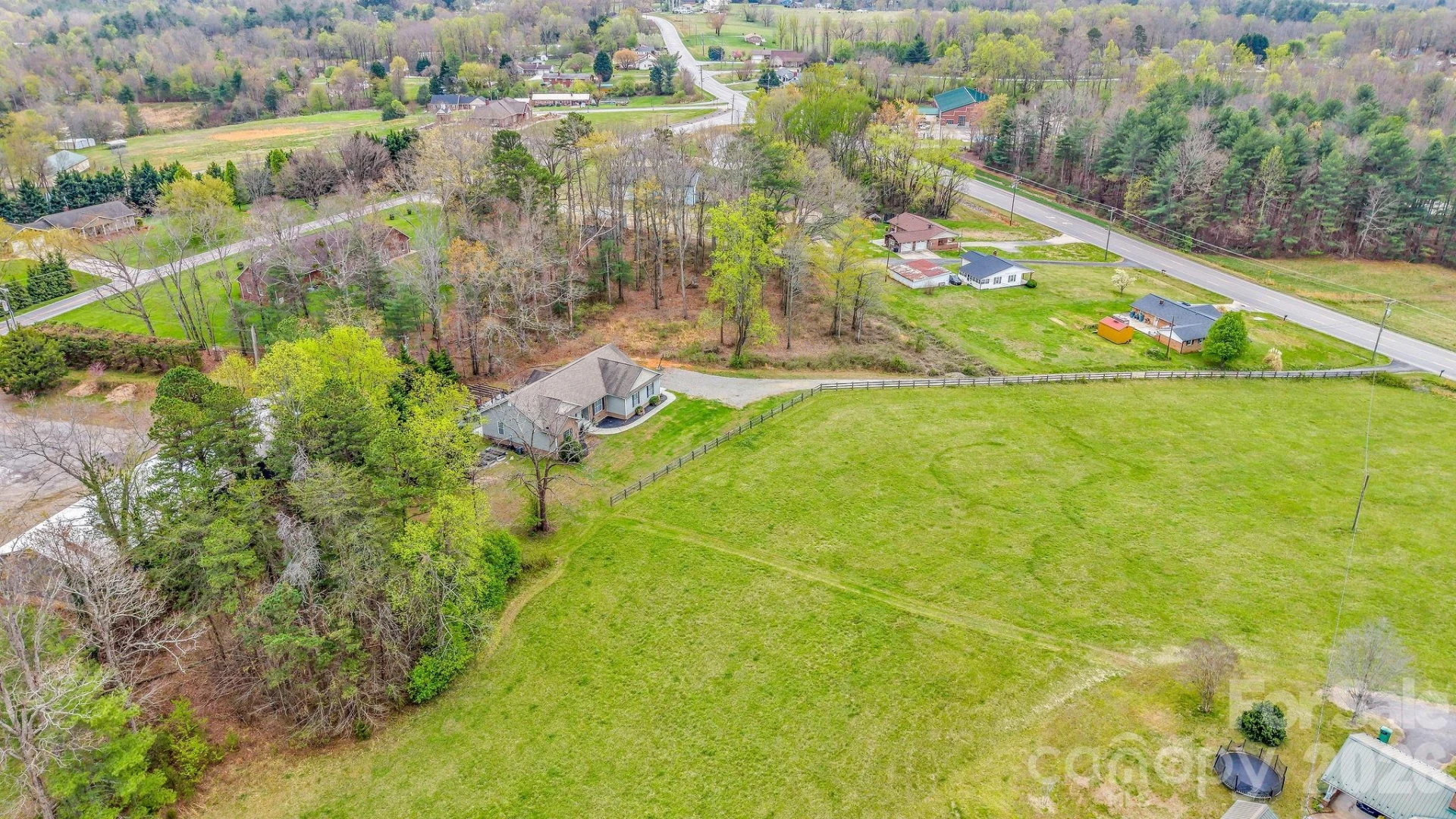 2228 Sparta Road - Photo 46