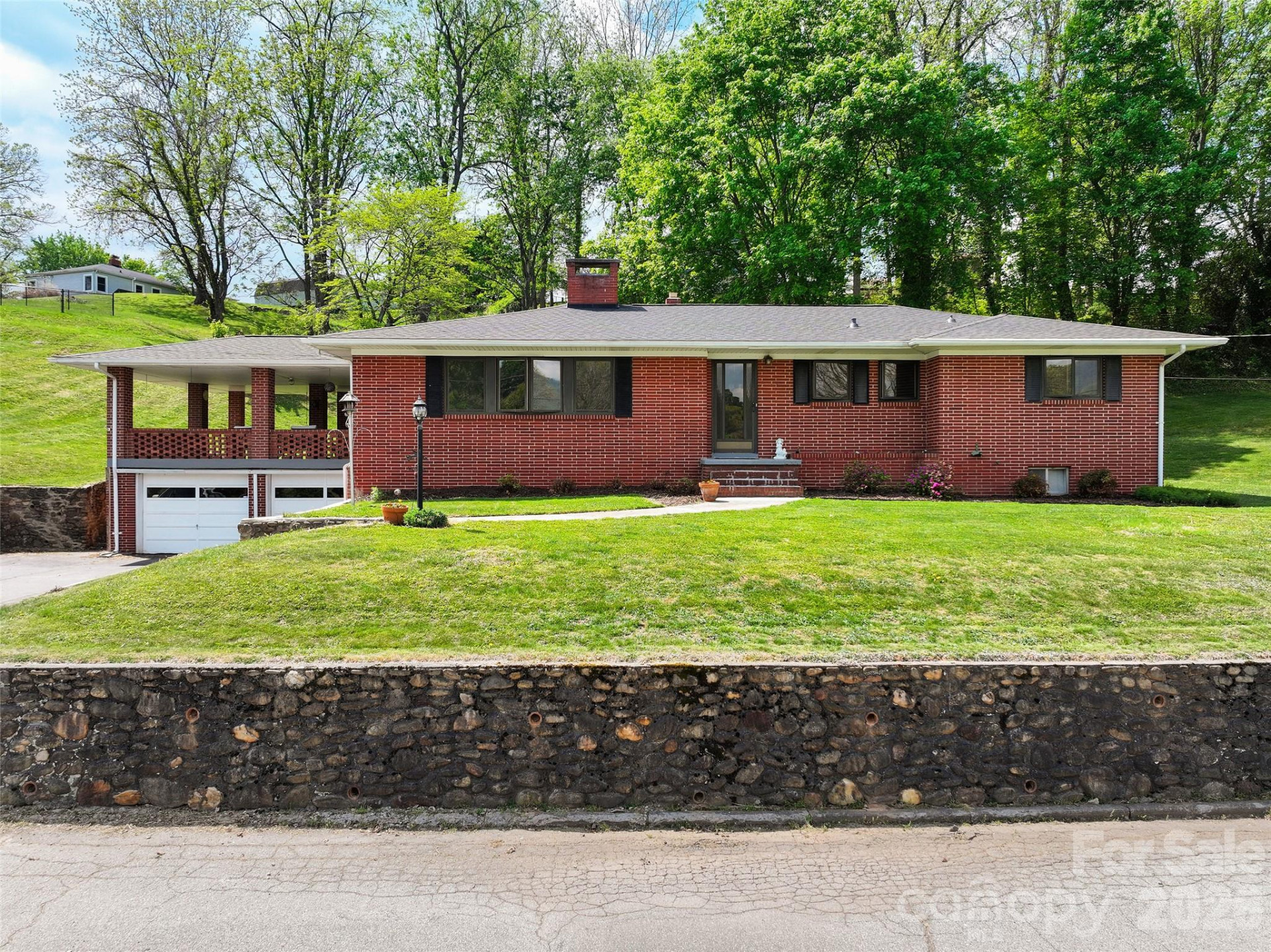55 Boydston Street - Photo 2