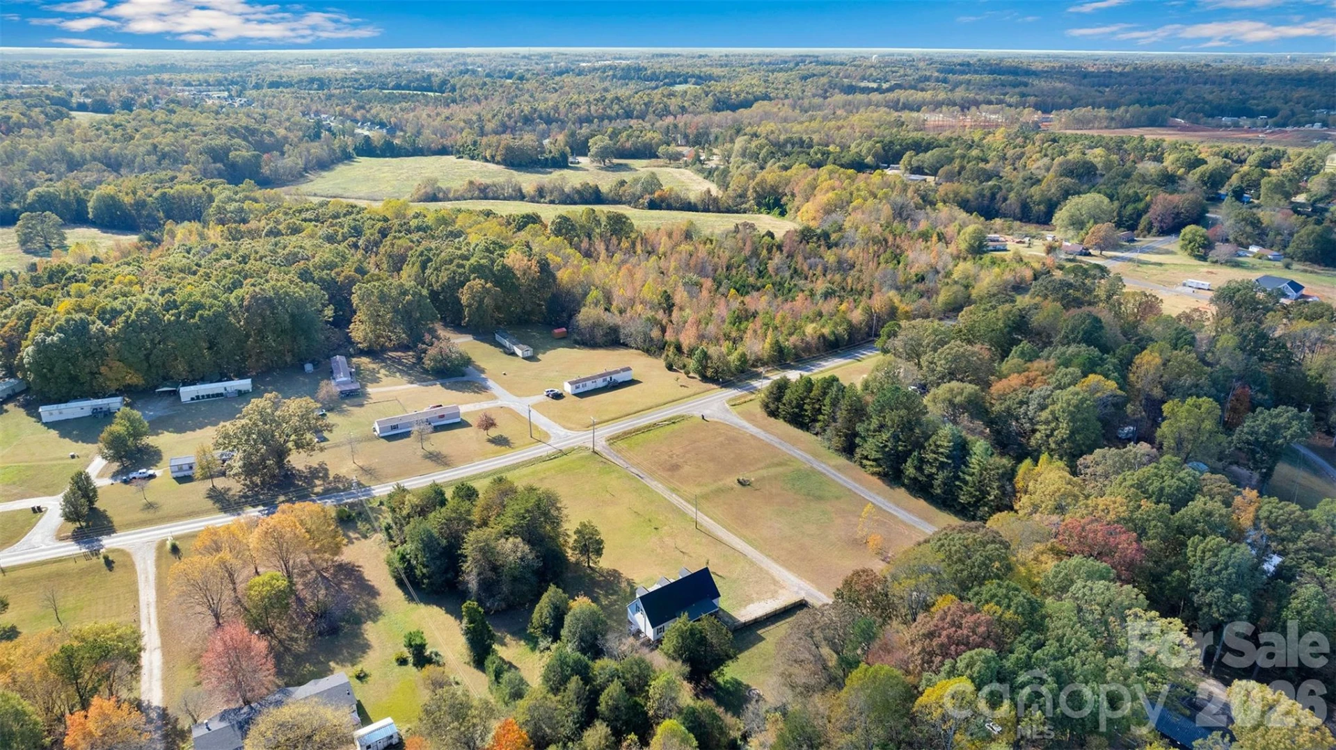 513 Weathers Creek Road - Photo 2
