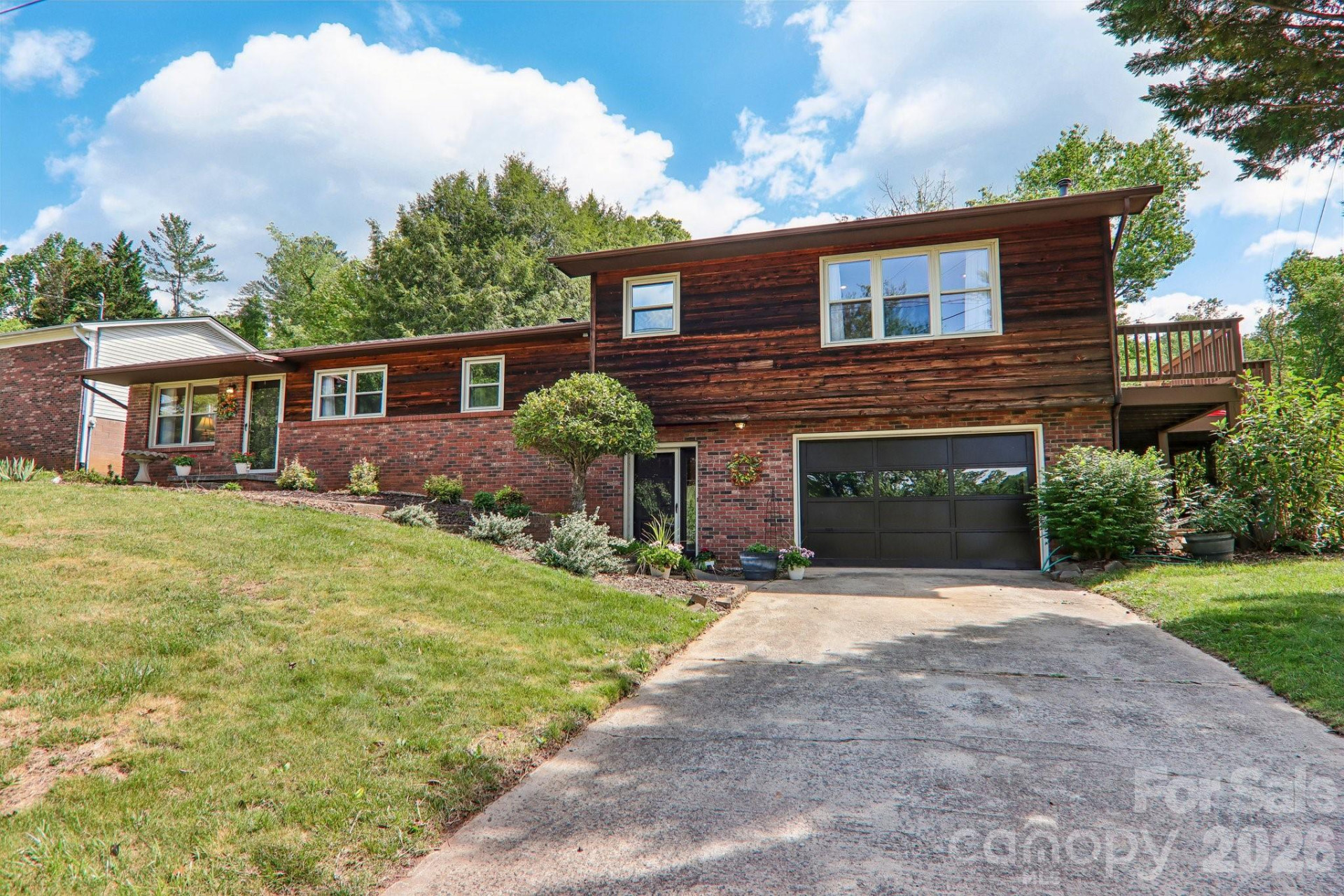401 Lower Grassy Branch Road - Photo 2