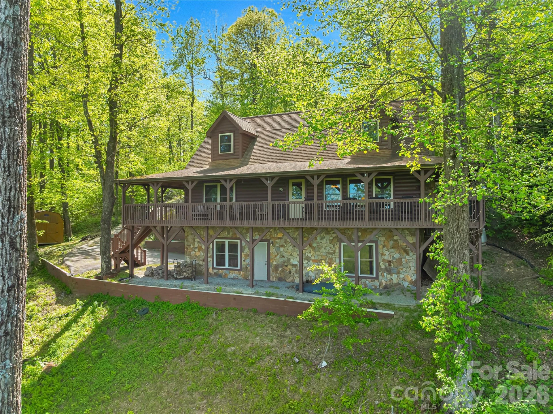 586 Tanglewood Lane - Photo 3