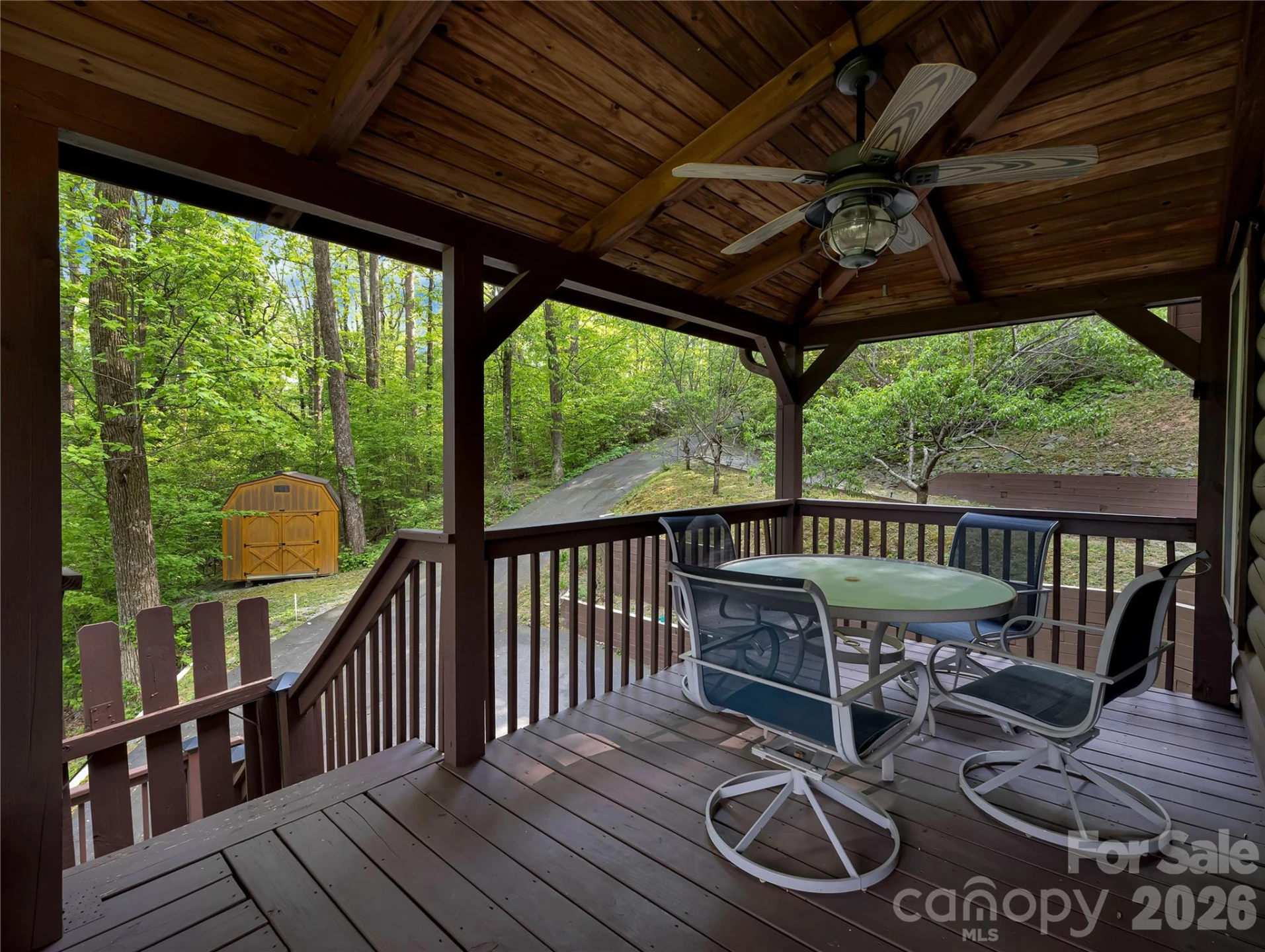586 Tanglewood Lane - Photo 39