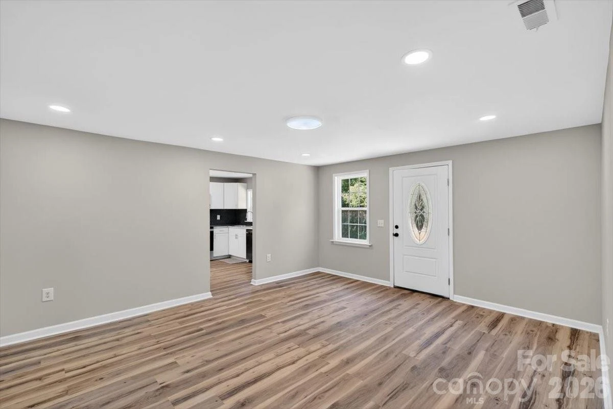 200 Eufola Road - Photo 2