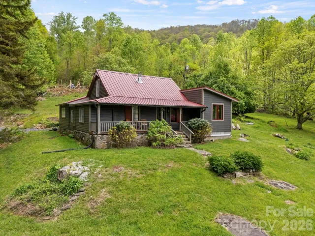 1108 Pine Root Branch Road, Bakersville, NC, 28705
