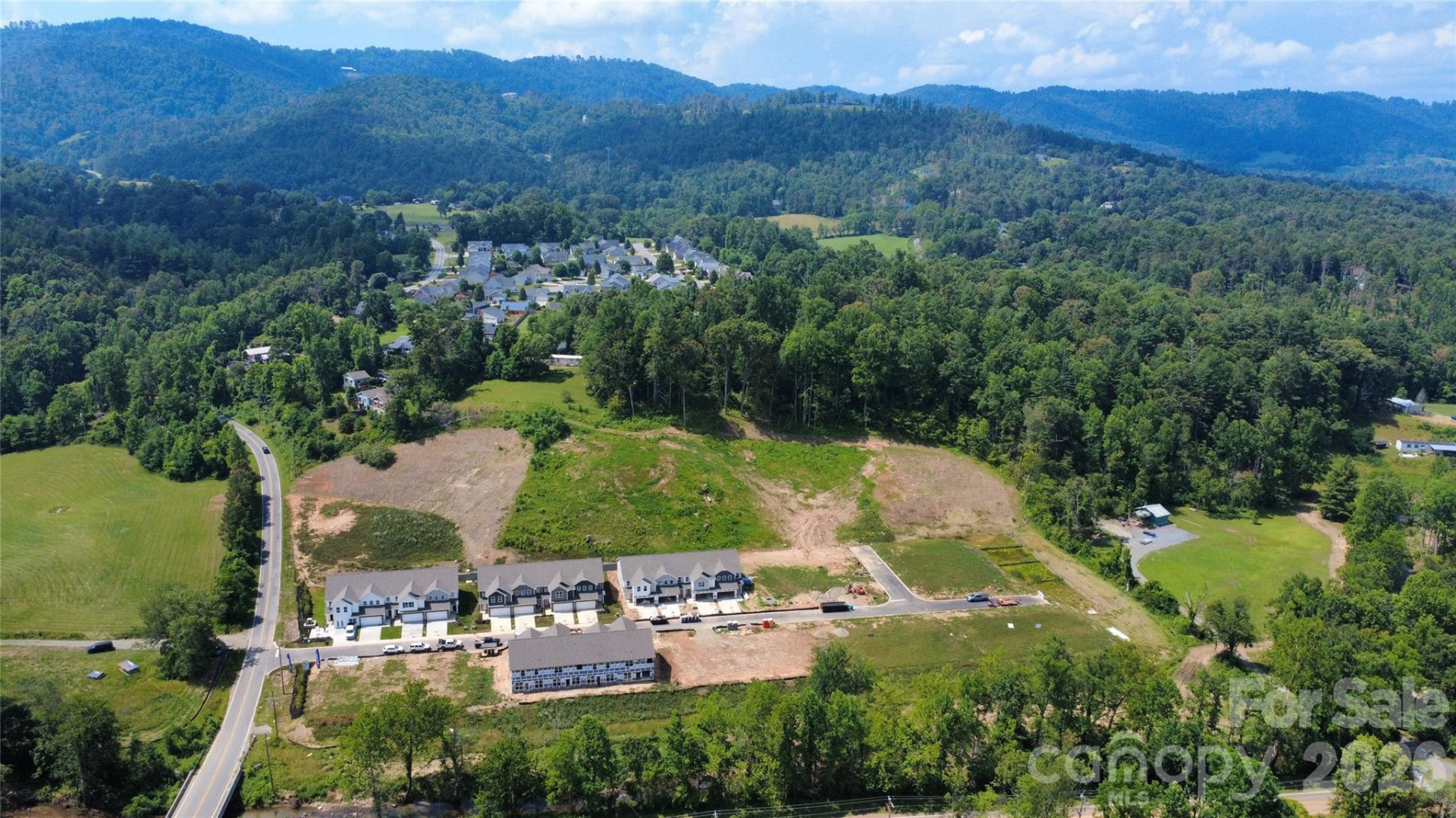 208 Driscoll Way - Photo 2