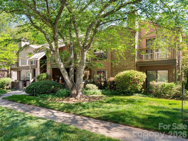 38 Ravencroft Lane, Asheville, NC, 28803