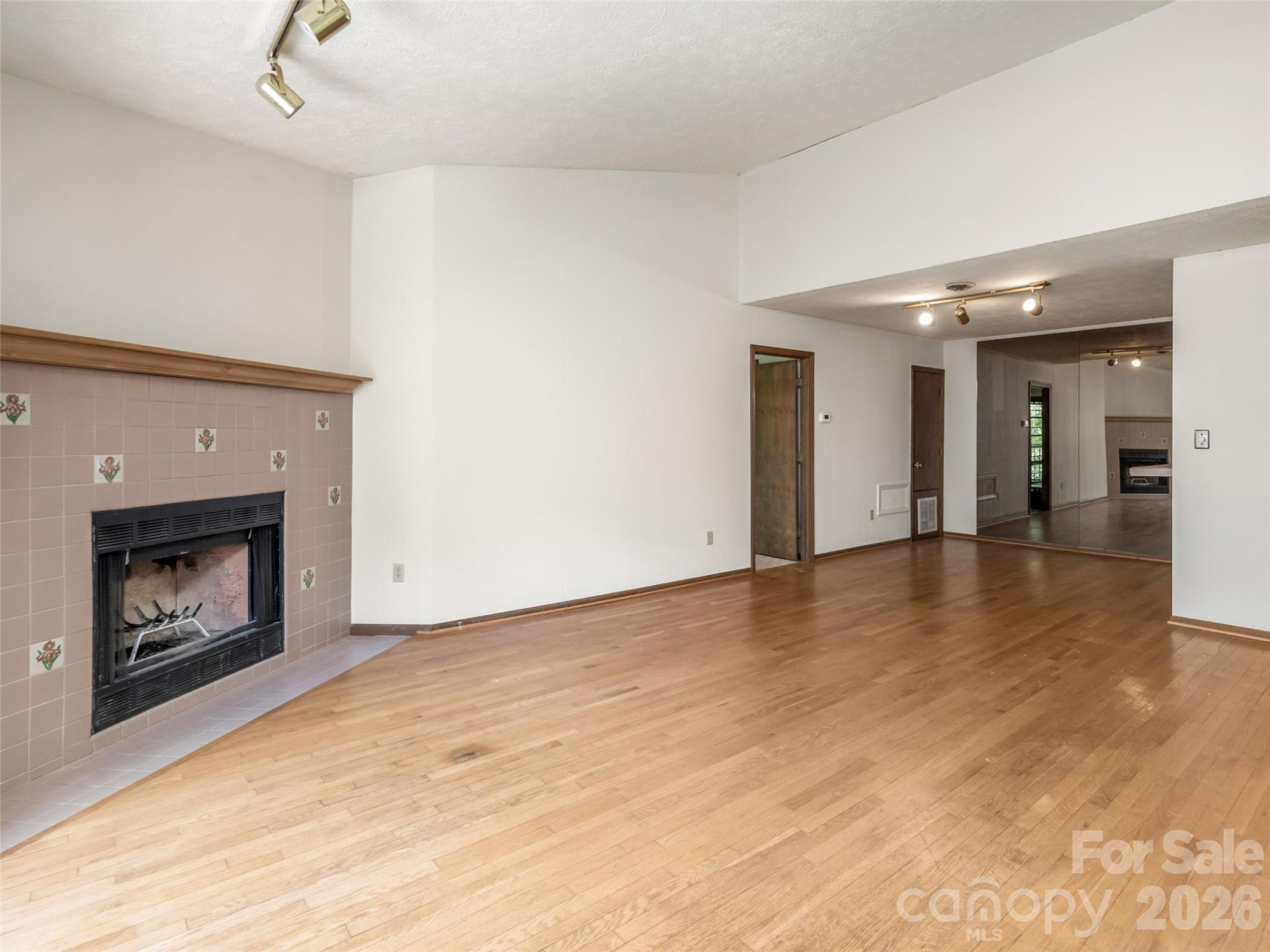 38 Ravencroft Lane #E - Photo 13