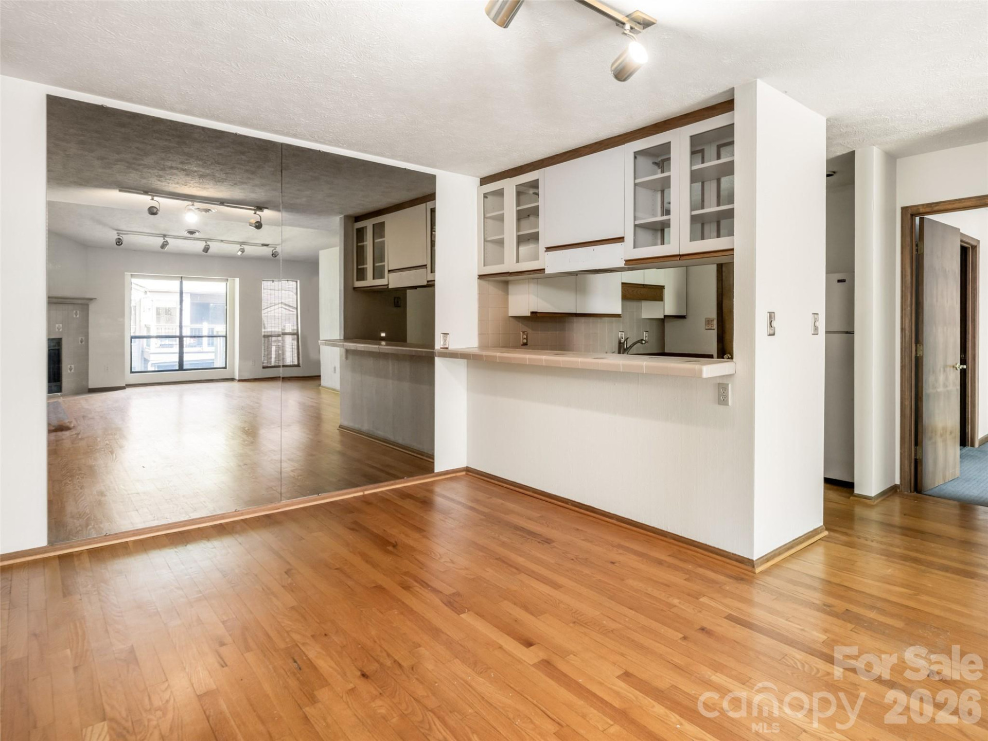 38 Ravencroft Lane #E - Photo 16