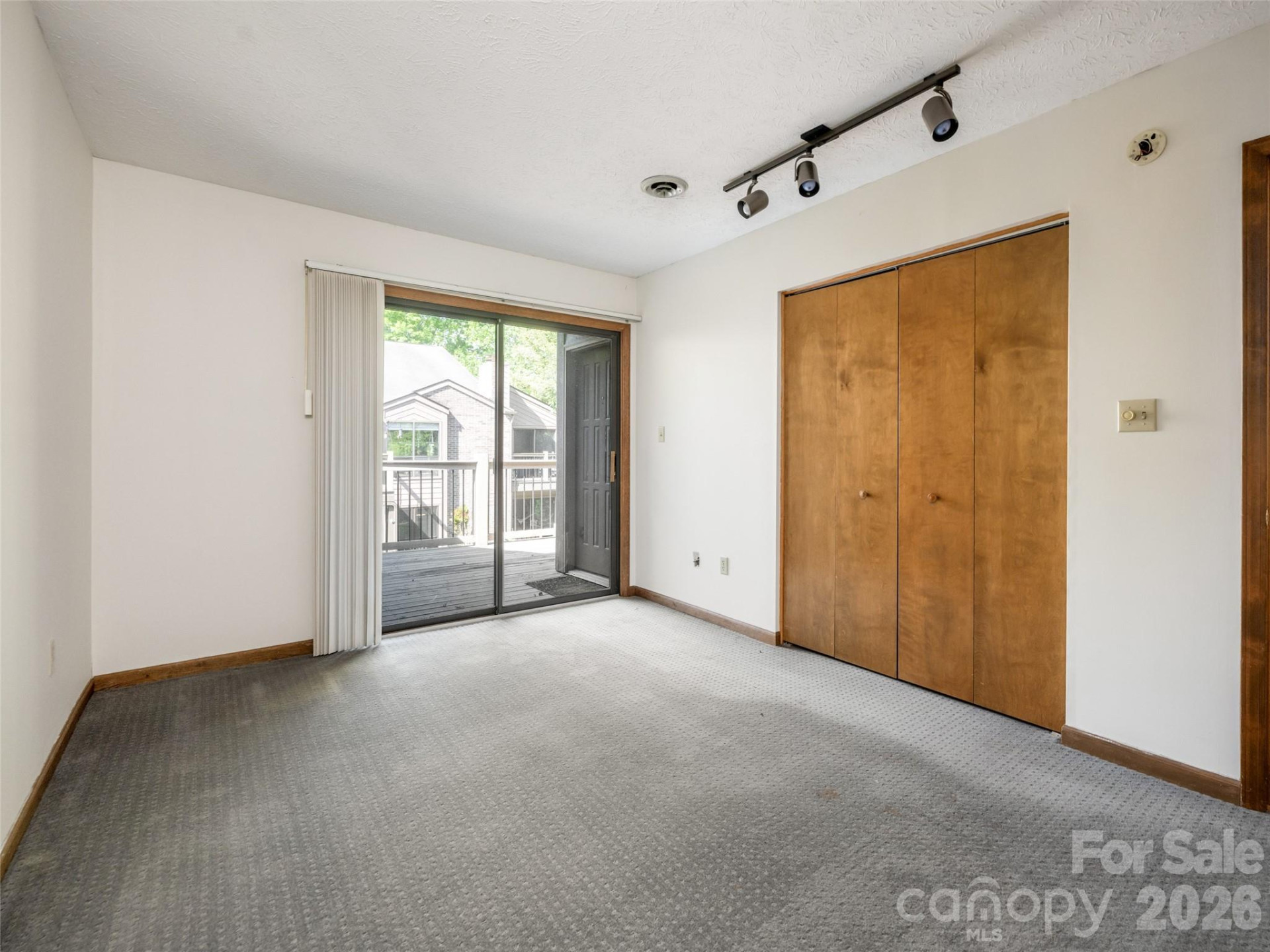 38 Ravencroft Lane #E - Photo 23