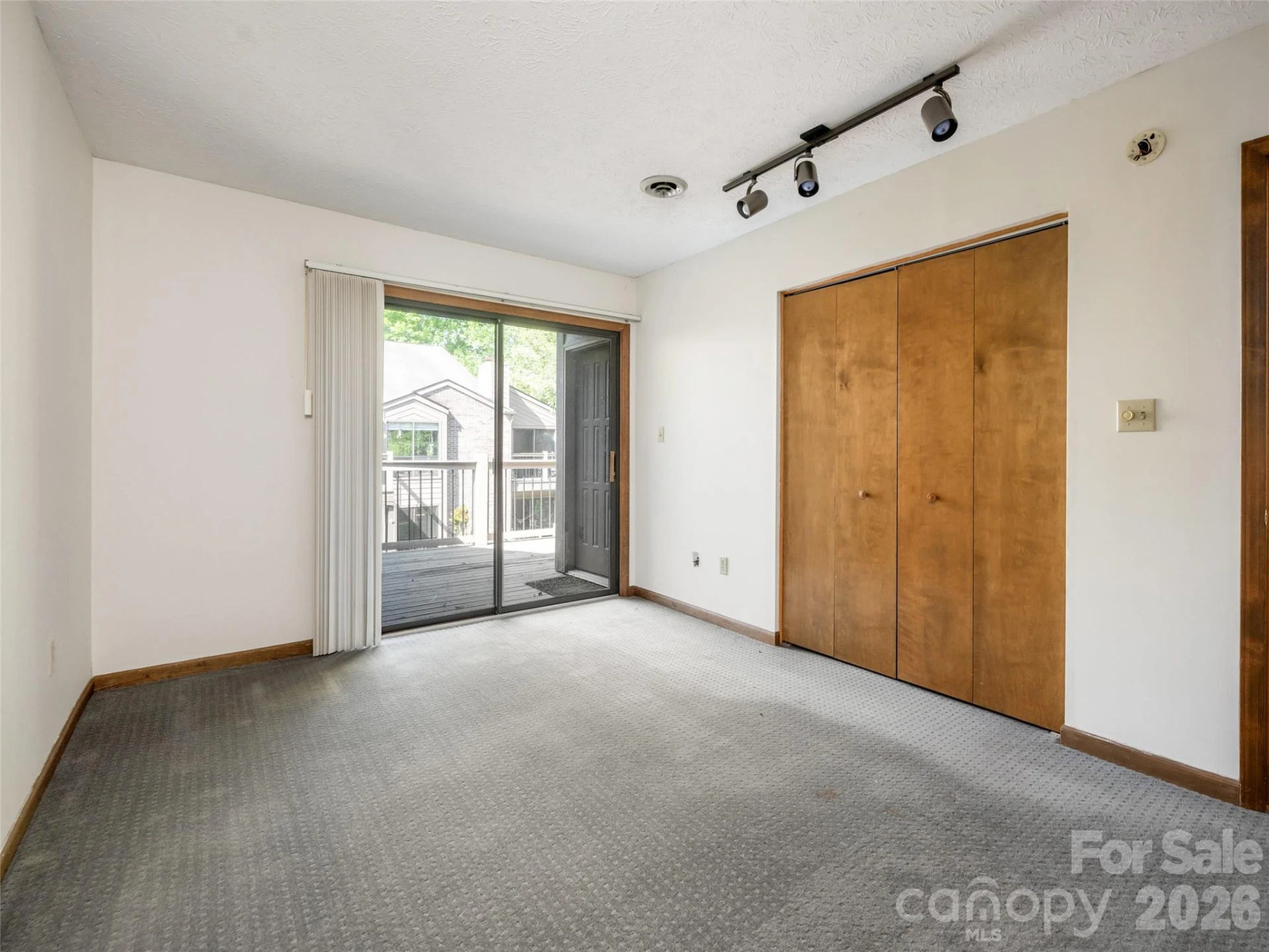 38 Ravencroft Lane #E - Photo 23