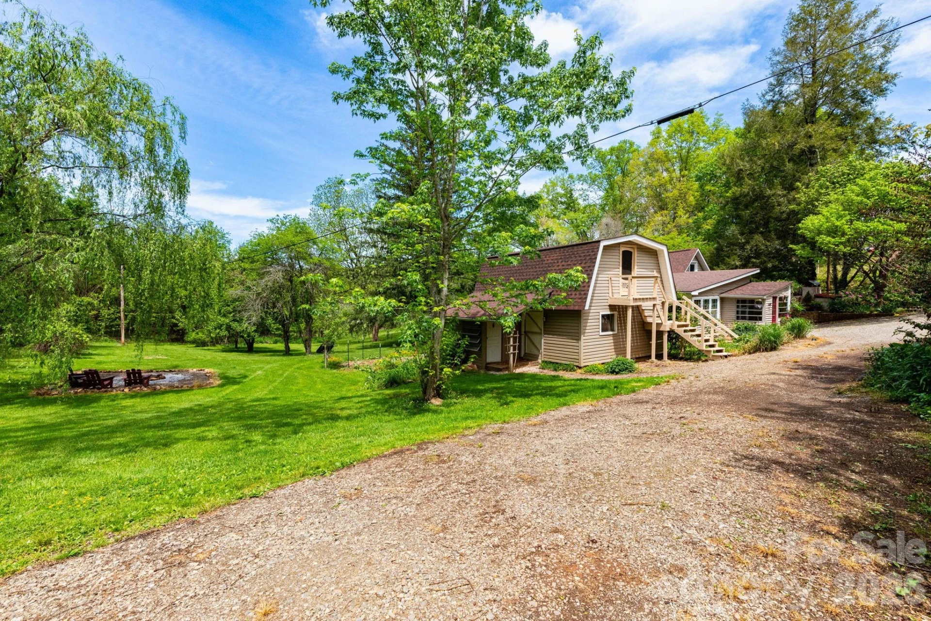 1492 Murray Road - Photo 5