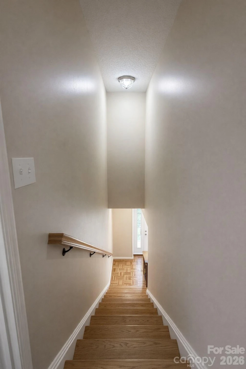 7531 Woodknoll Drive - Photo 12