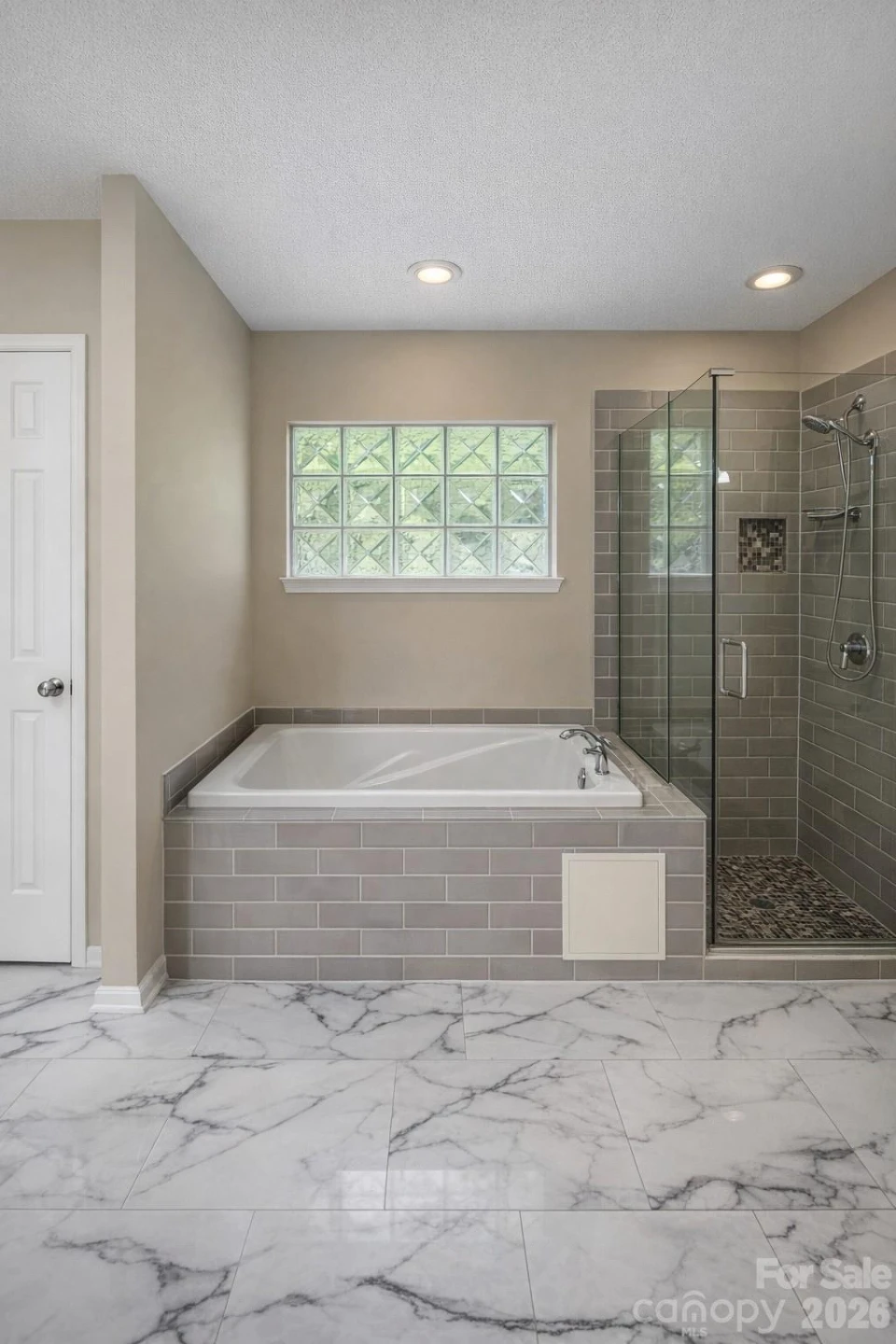 7531 Woodknoll Drive - Photo 17