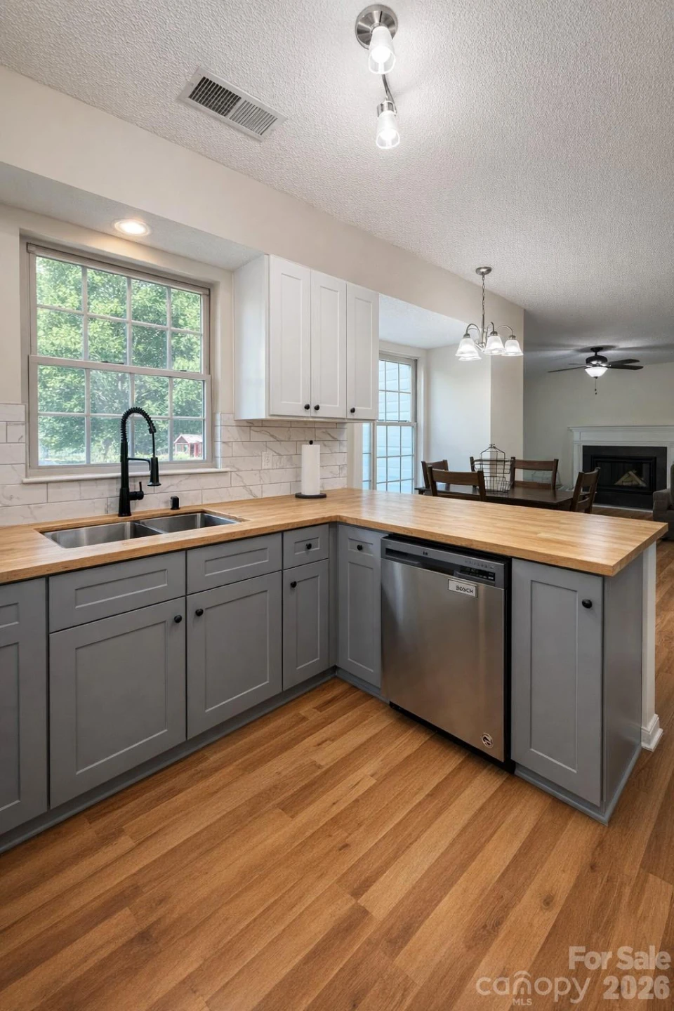 7531 Woodknoll Drive - Photo 6