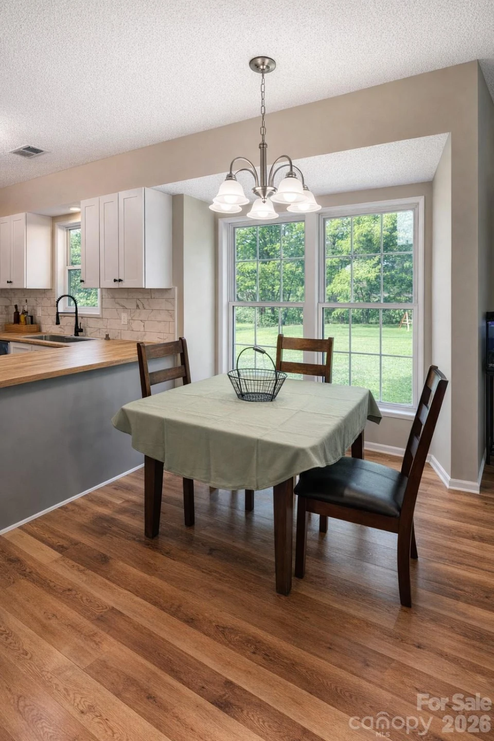 7531 Woodknoll Drive - Photo 10