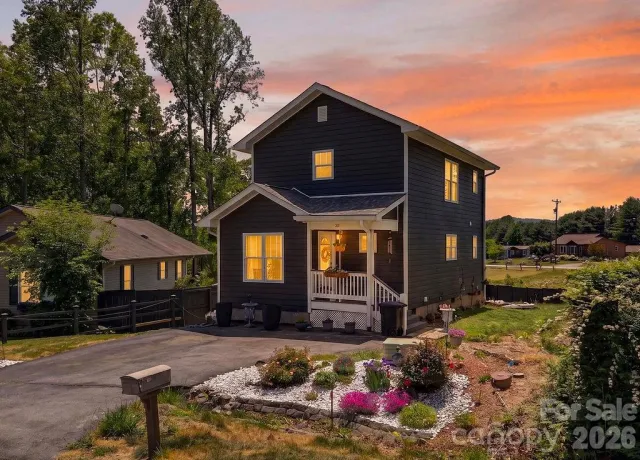 100 Victoria Springs Drive, Flat Rock, NC, 28731