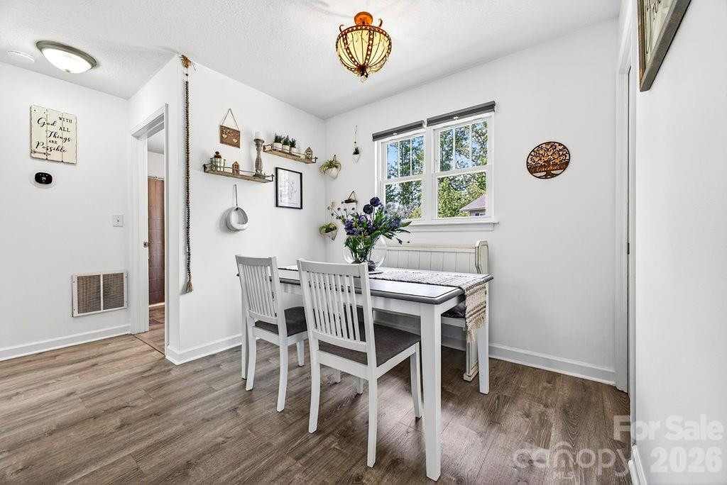 100 Victoria Springs Drive - Photo 11