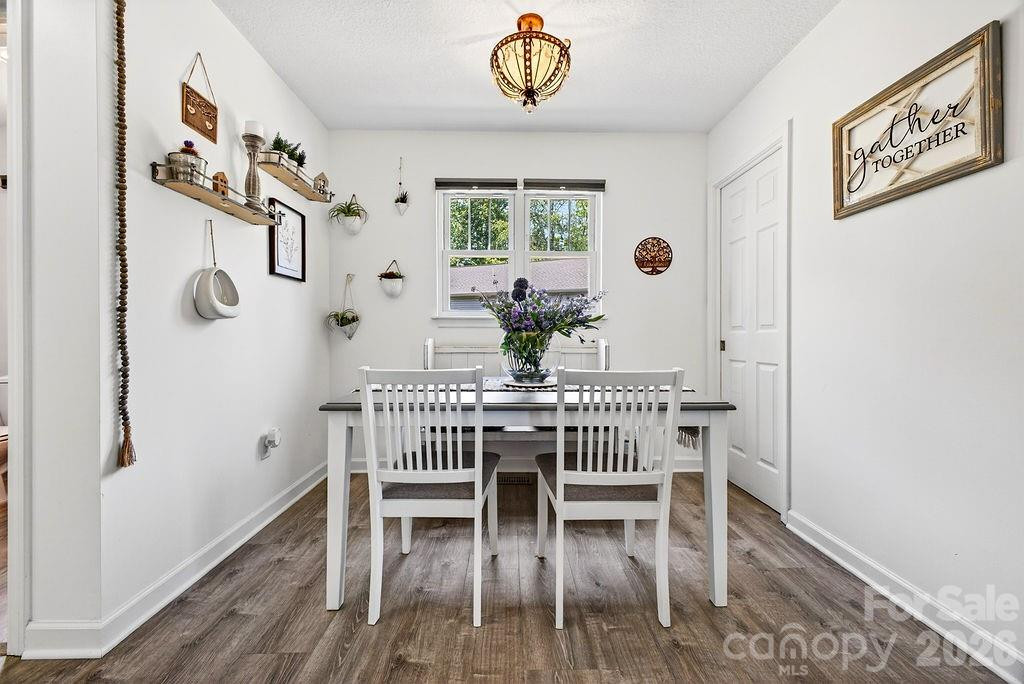 100 Victoria Springs Drive - Photo 12