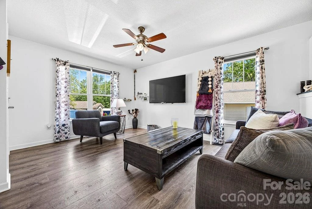 100 Victoria Springs Drive - Photo 5