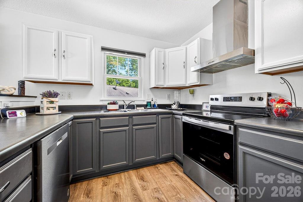 100 Victoria Springs Drive - Photo 8
