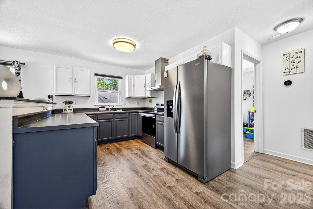 100 Victoria Springs Drive - Photo 10