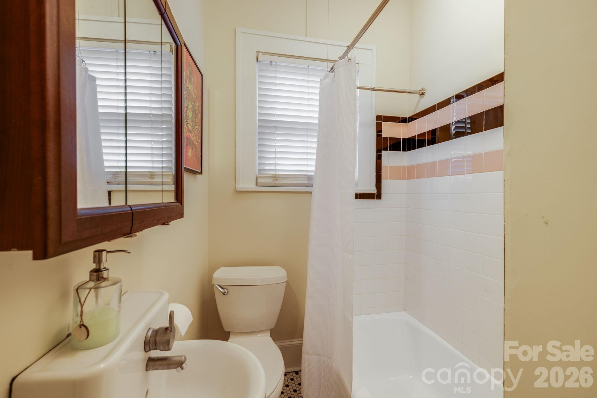 107 Courtland Avenue - Photo 13