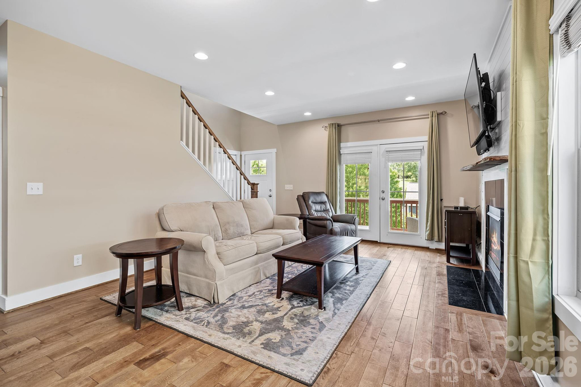 20 Greenwood Fields Drive - Photo 4