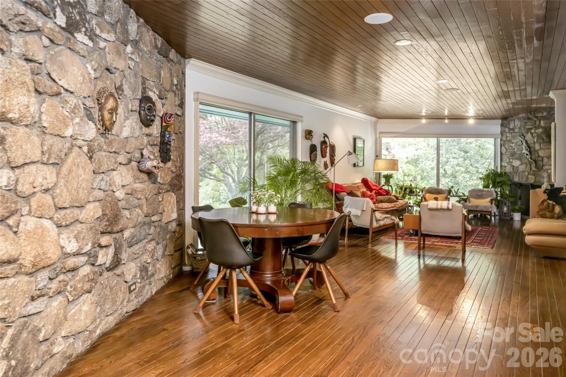 18 Forest Road - Photo 11