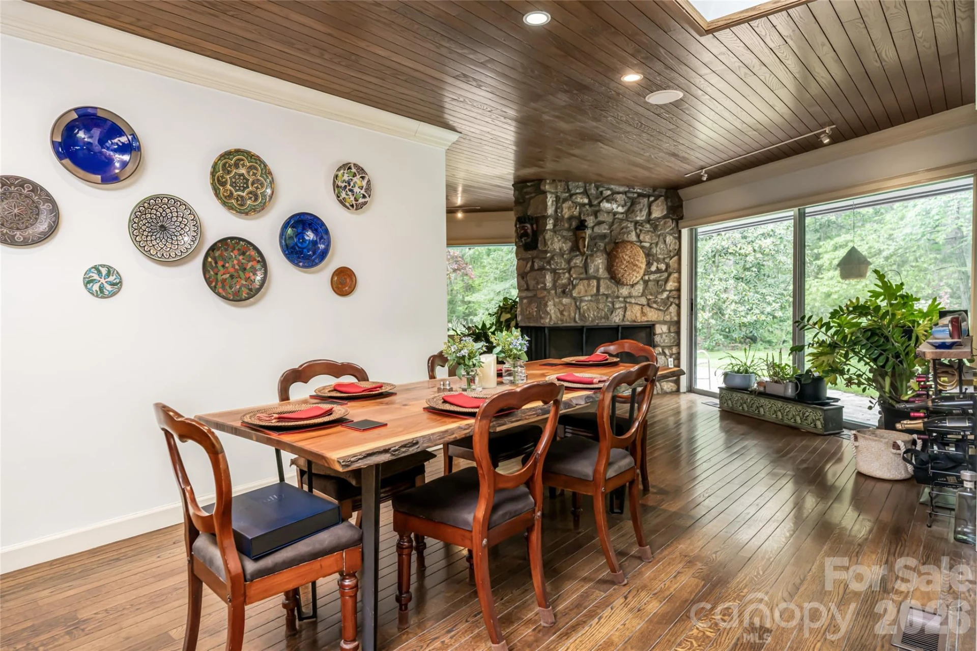 18 Forest Road - Photo 15