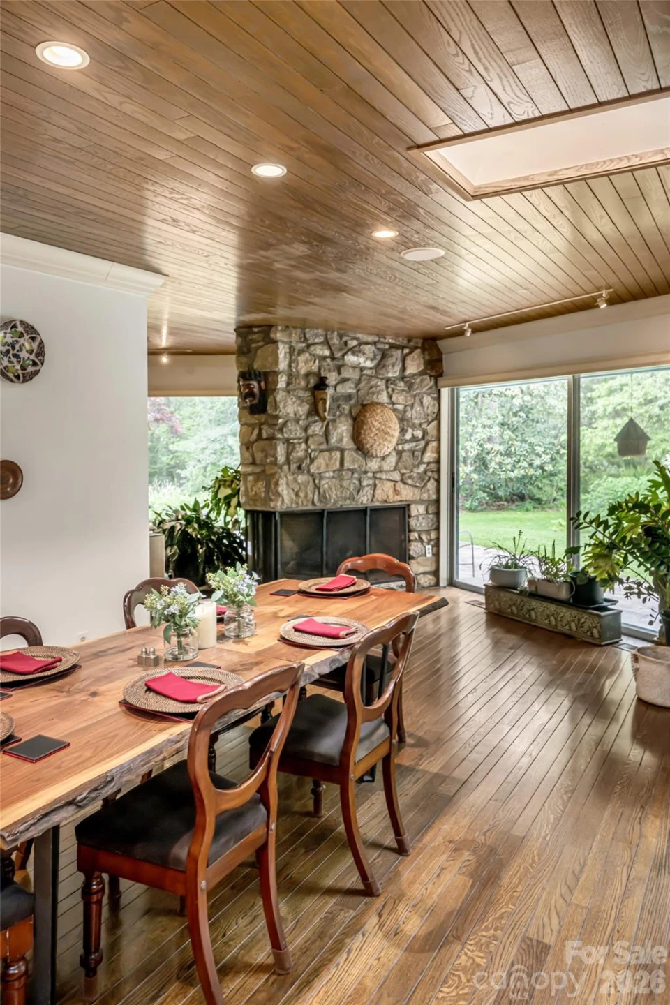 18 Forest Road - Photo 16
